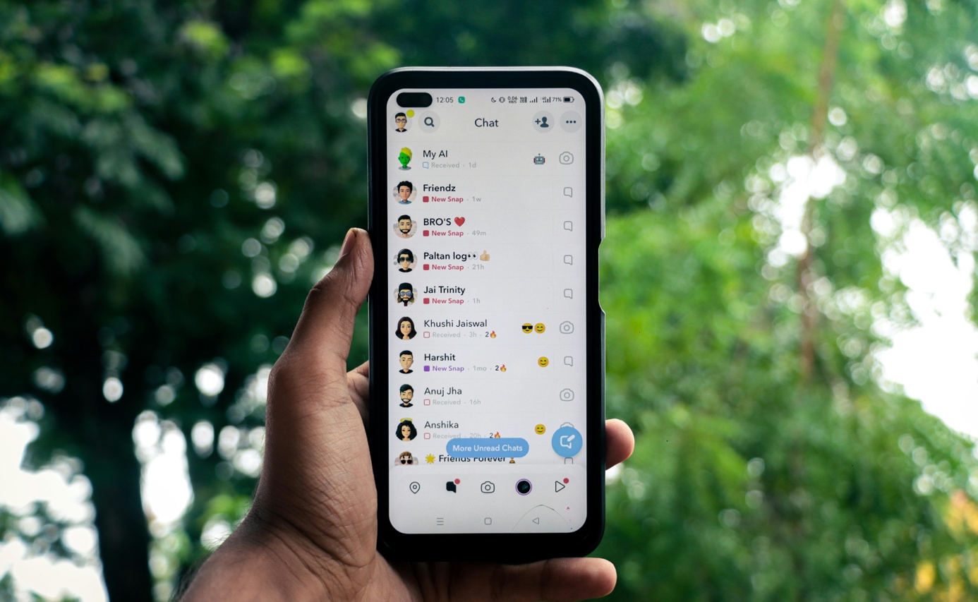 Les secrets de la croissance sur Snapchat : Comment bâtir un compte influent